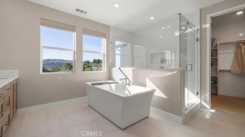 710 Ledgestone Drive Santa Paula, CA 93060