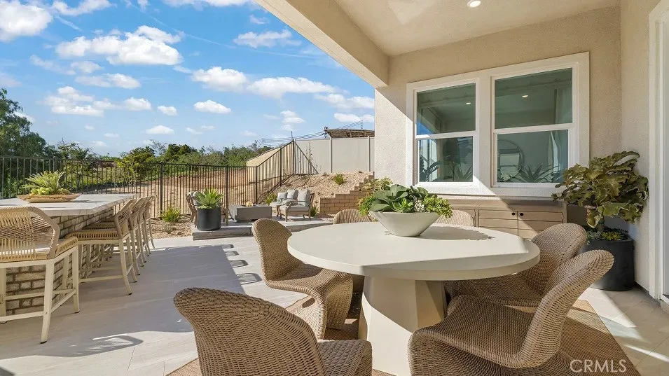 710 Ledgestone Drive Santa Paula, CA 93060