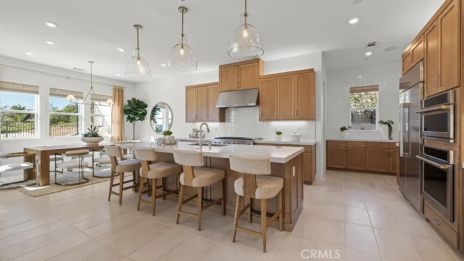 710 Ledgestone Drive Santa Paula, CA 93060