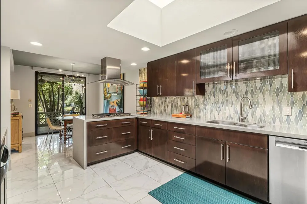 2321 S Madrona Drive Palm Springs, CA 92264