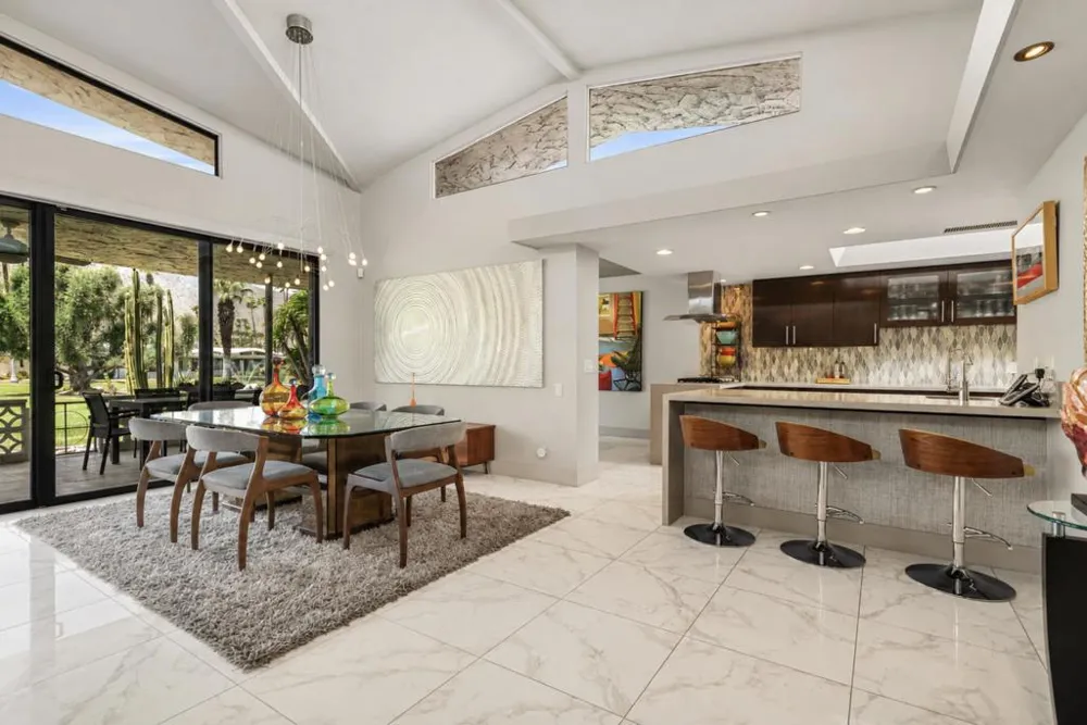 2321 S Madrona Drive Palm Springs, CA 92264