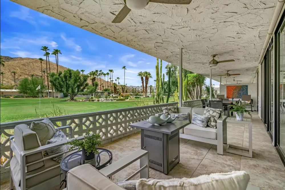 2321 S Madrona Drive Palm Springs, CA 92264
