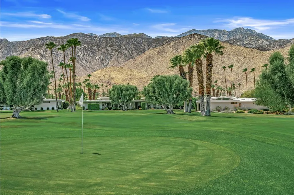 2321 S Madrona Drive Palm Springs, CA 92264