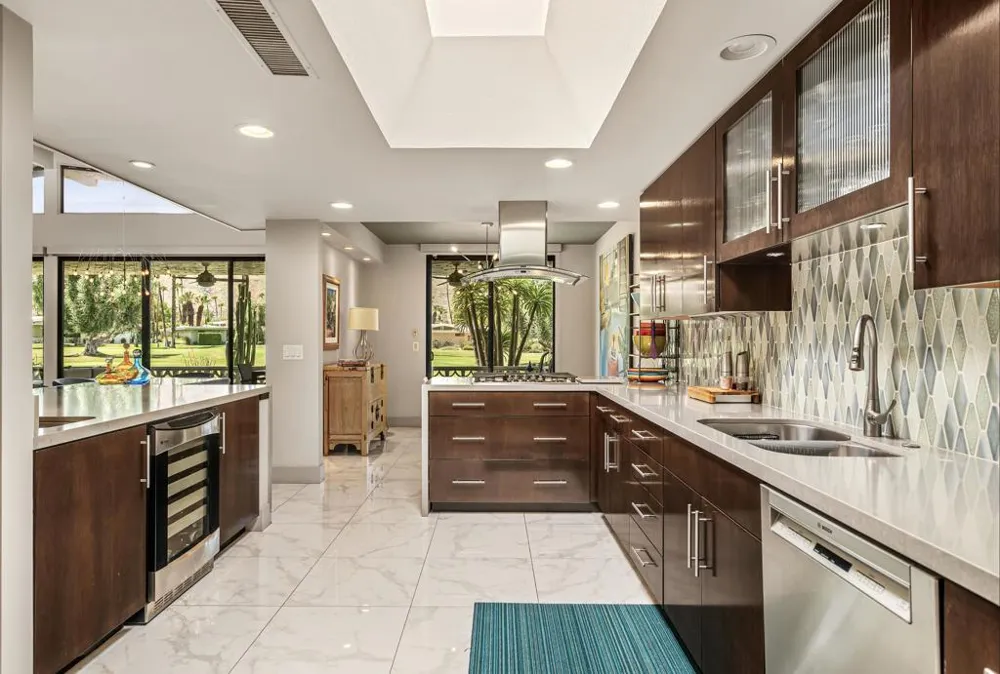 2321 S Madrona Drive Palm Springs, CA 92264
