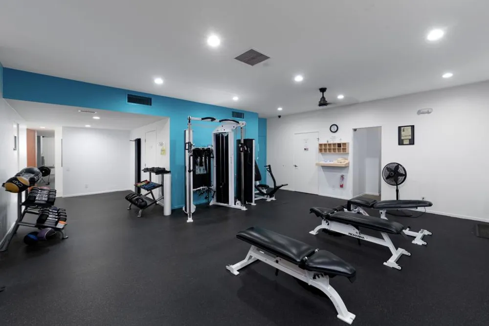 2321 S Madrona Drive Palm Springs, CA 92264