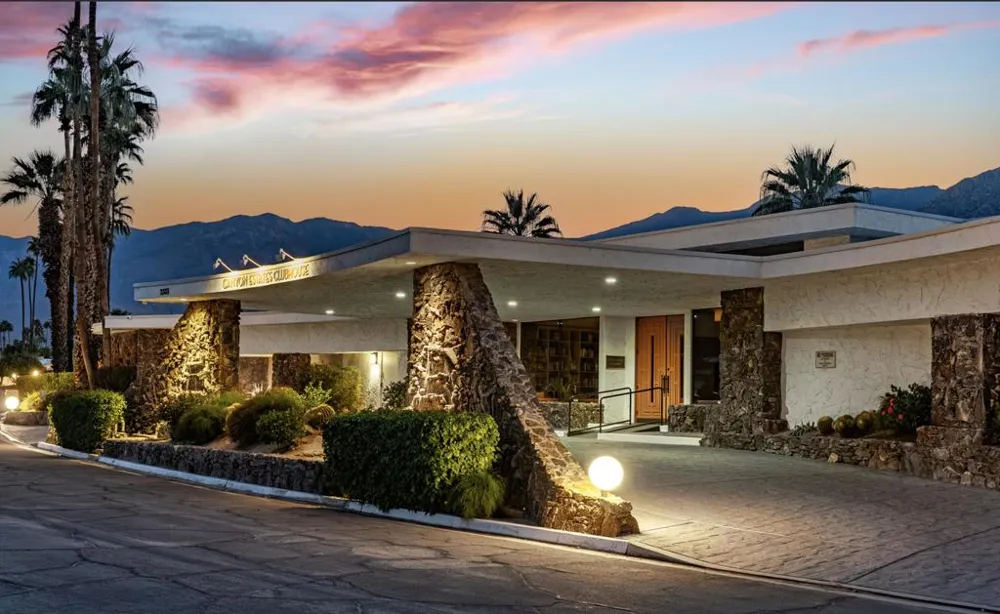 2321 S Madrona Drive Palm Springs, CA 92264