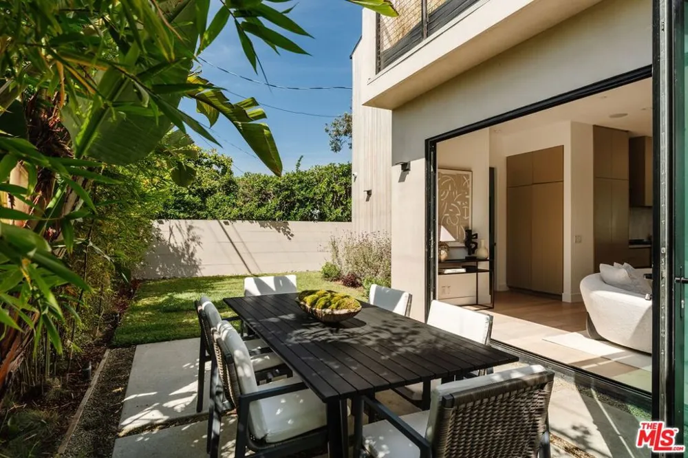 12906 Rubens Avenue Los Angeles, CA 90066