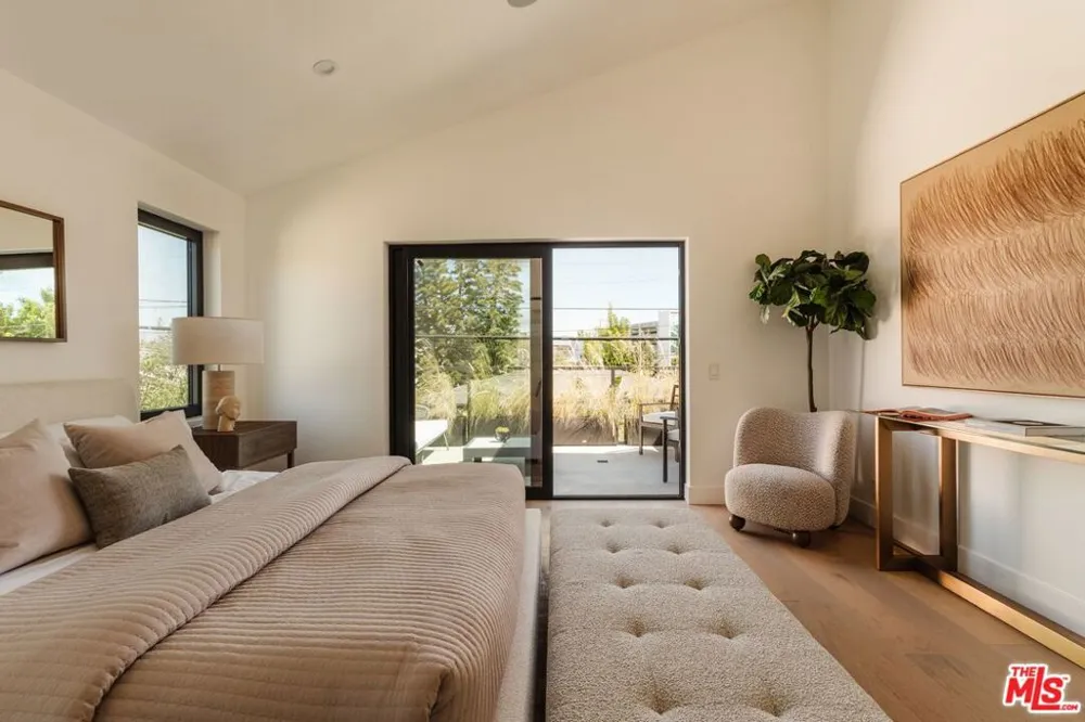 12906 Rubens Avenue Los Angeles, CA 90066
