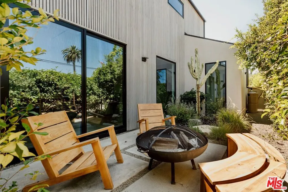 12906 Rubens Avenue Los Angeles, CA 90066