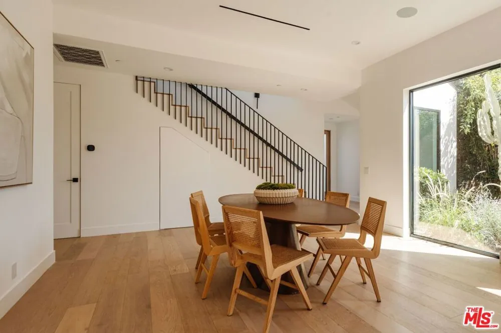 12906 Rubens Avenue Los Angeles, CA 90066