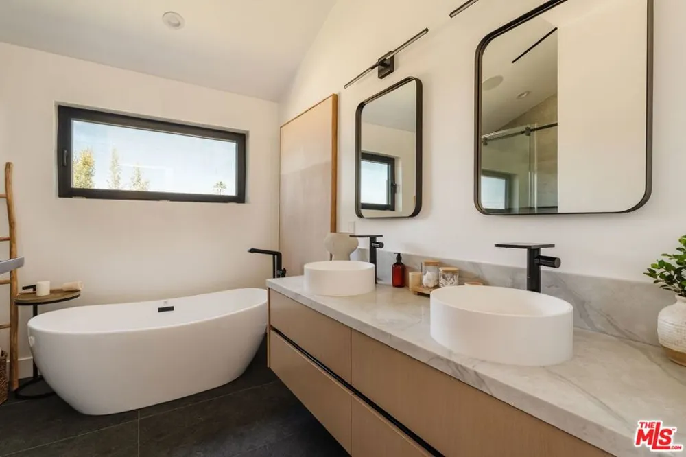 12906 Rubens Avenue Los Angeles, CA 90066