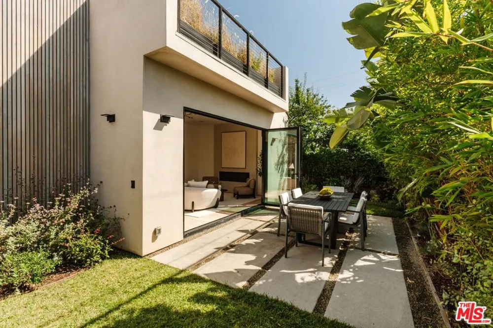 12906 Rubens Avenue Los Angeles, CA 90066