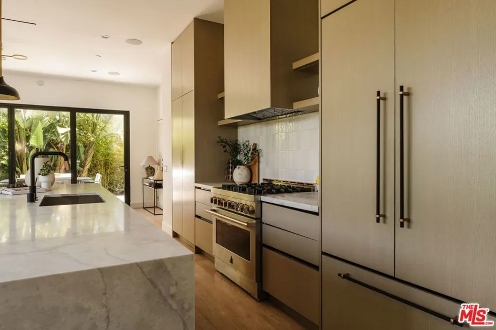 12906 Rubens Avenue Los Angeles, CA 90066