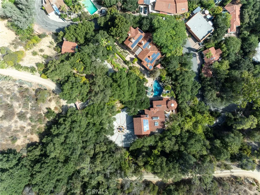 2401 Cascadia Drive Glendale, CA 91206