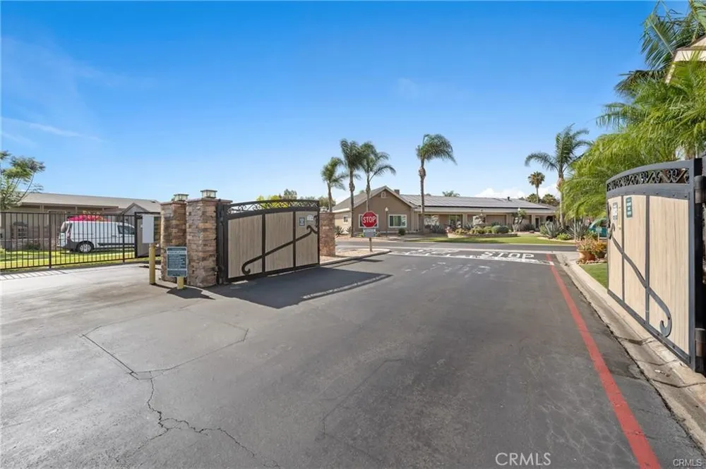 5815 E La Palma Ave Avenue E #302 Anaheim, CA 92807