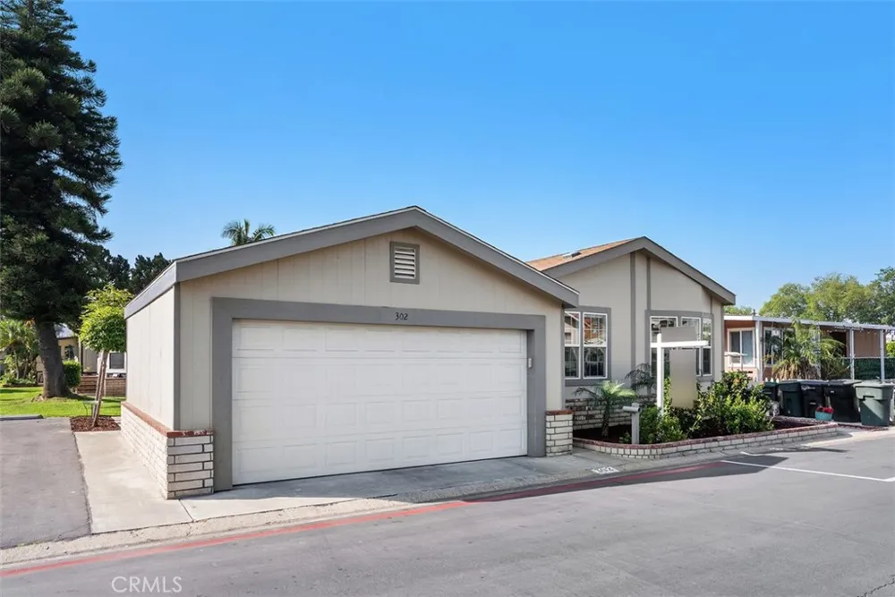 5815 E La Palma Ave Avenue E #302 Anaheim, CA 92807
