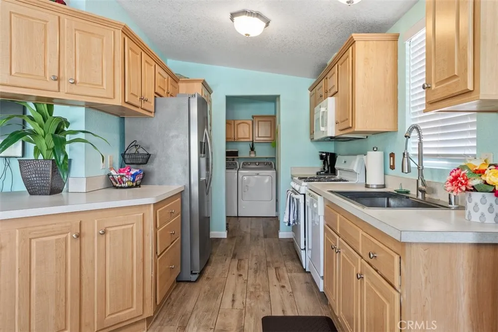 5815 E La Palma Ave Avenue E #302 Anaheim, CA 92807