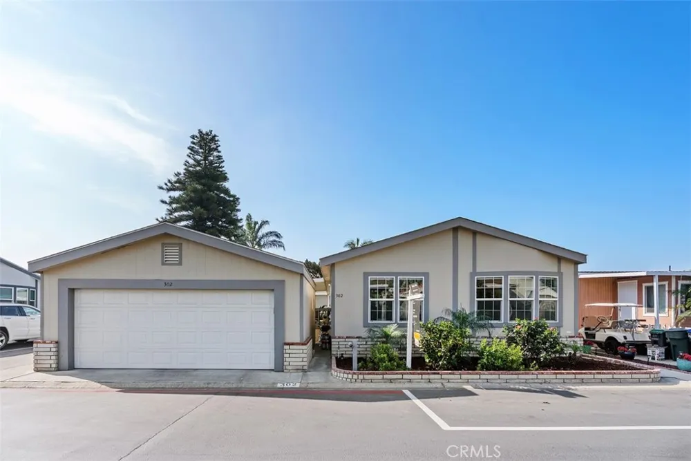 5815 E La Palma Ave Avenue E #302 Anaheim, CA 92807