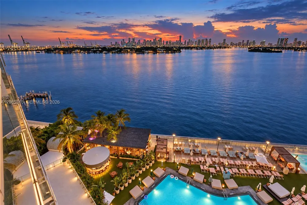 1100 West Ave #1020 Miami Beach, FL 33139
