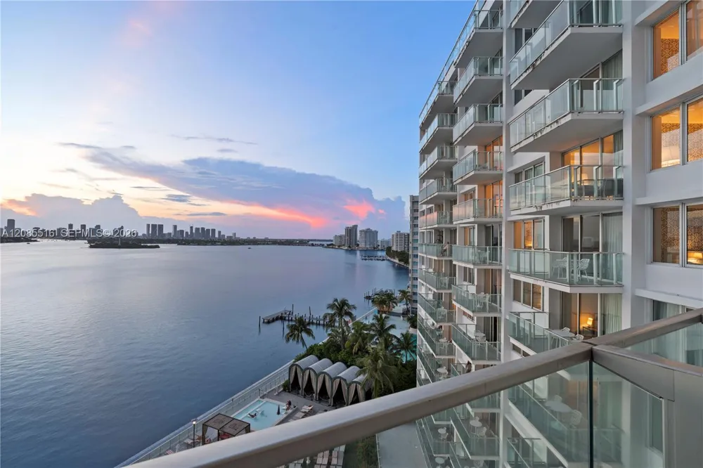 1100 West Ave #1020 Miami Beach, FL 33139