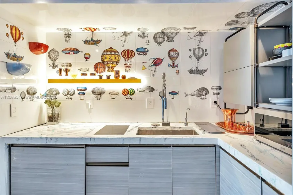 1100 West Ave #1020 Miami Beach, FL 33139