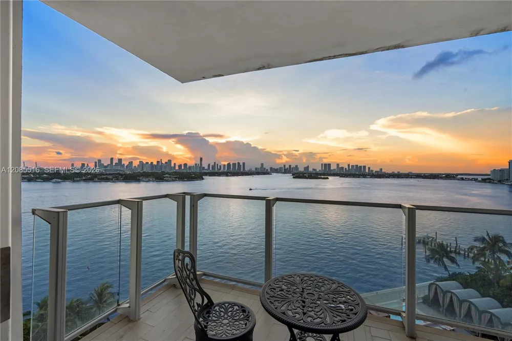 1100 West Ave #1020 Miami Beach, FL 33139