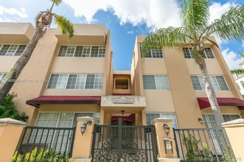 300 Madeira Ave #304