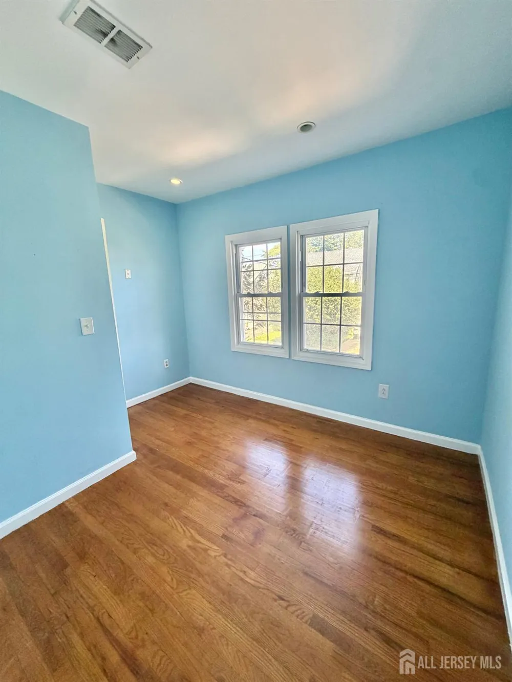 40-42 Raymond Terrace Elizabeth, NJ 07208