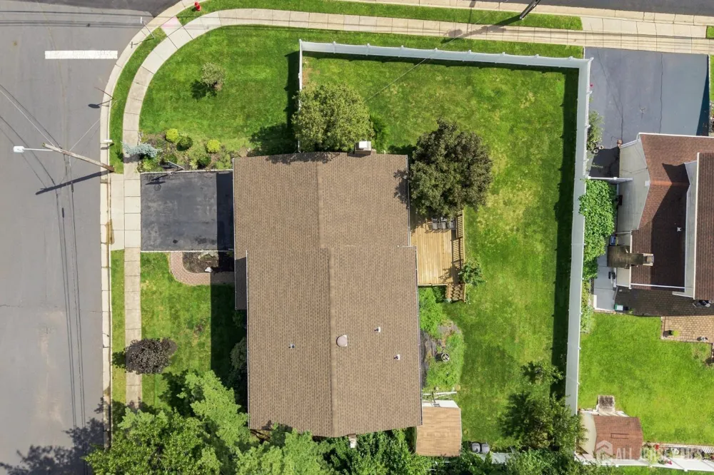 19 Ballo Place Edison, NJ 08820
