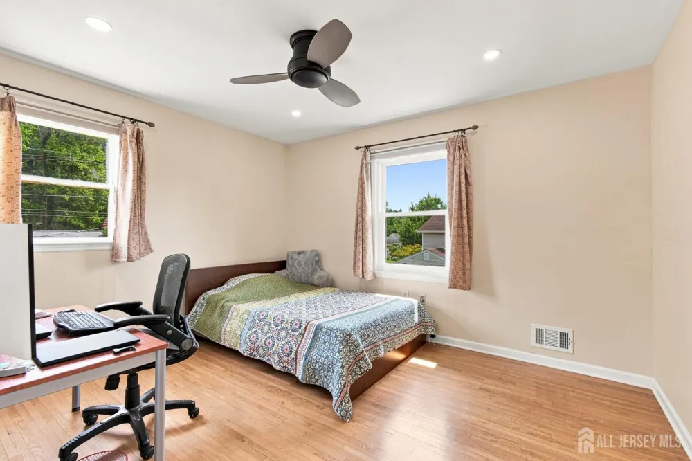 19 Ballo Place Edison, NJ 08820