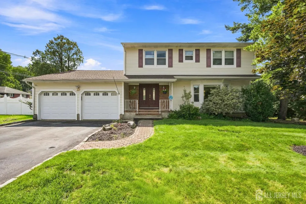 19 Ballo Place Edison, NJ 08820