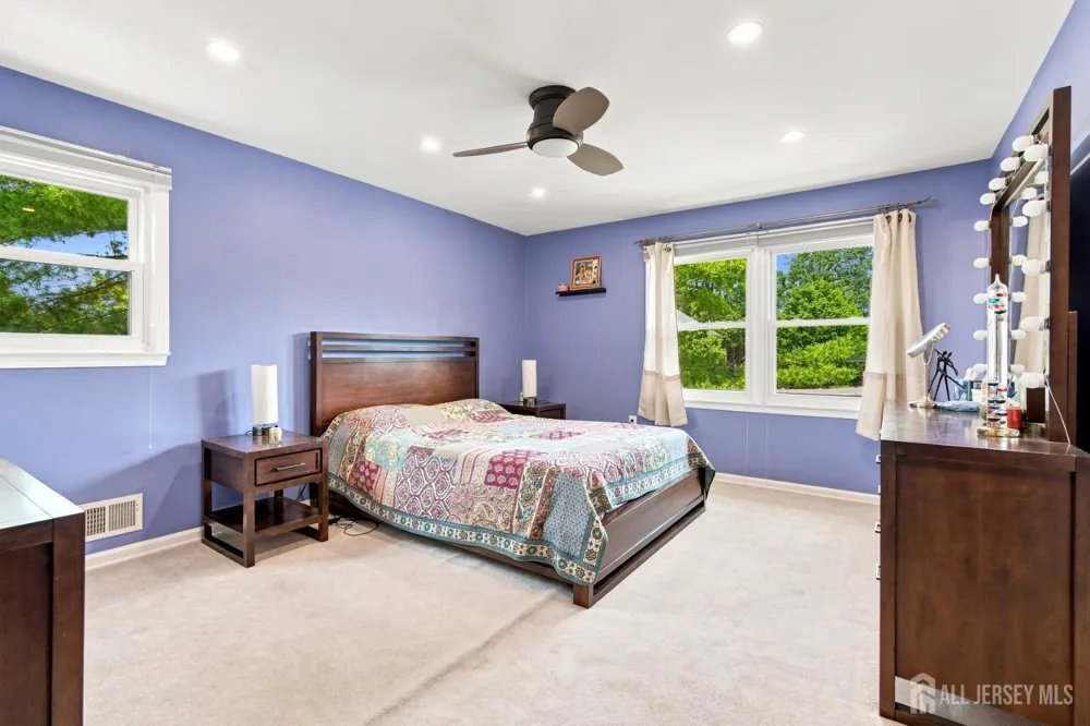 19 Ballo Place Edison, NJ 08820
