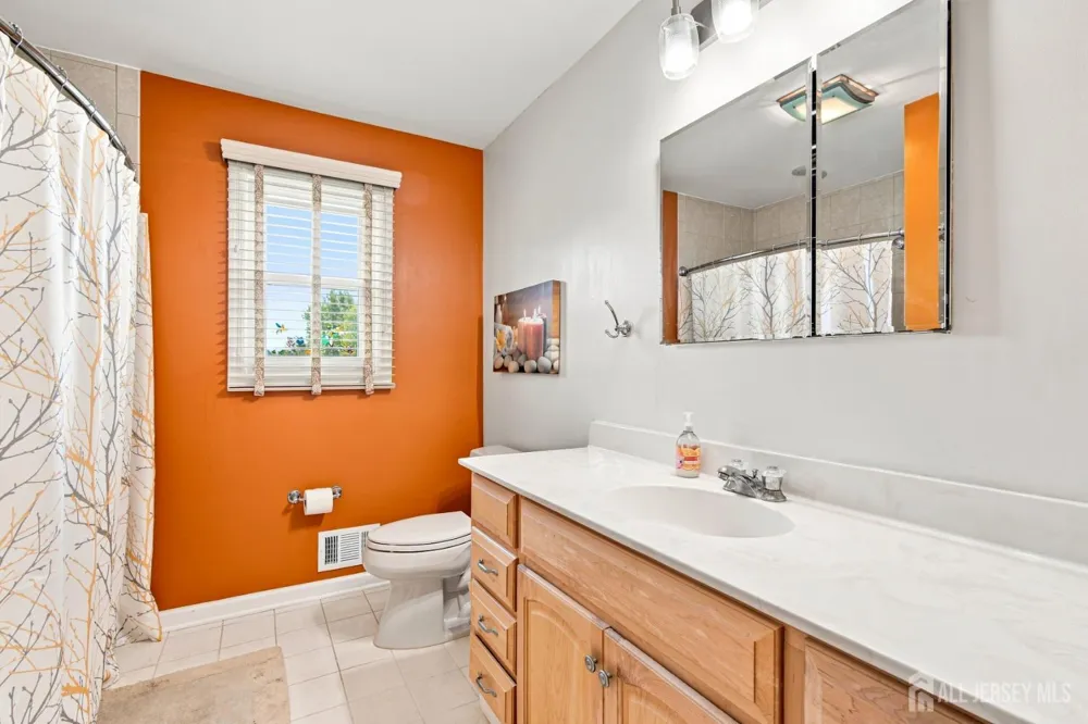 19 Ballo Place Edison, NJ 08820
