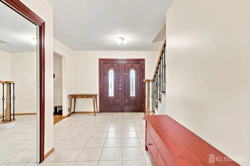 19 Ballo Place Edison, NJ 08820