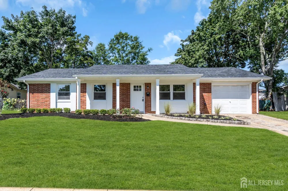19 Inwood Avenue Monroe, NJ 08831