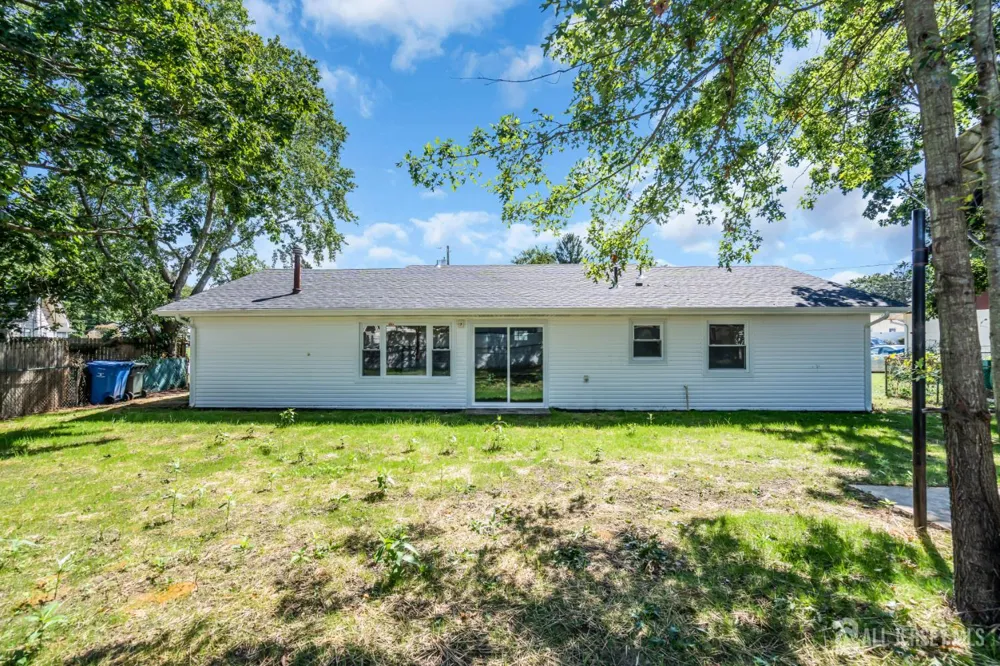 19 Inwood Avenue Monroe, NJ 08831