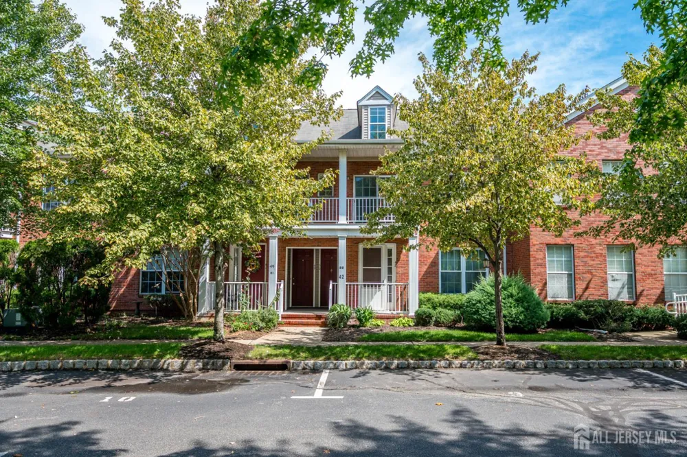 50 Central Square Park Metuchen, NJ 08840