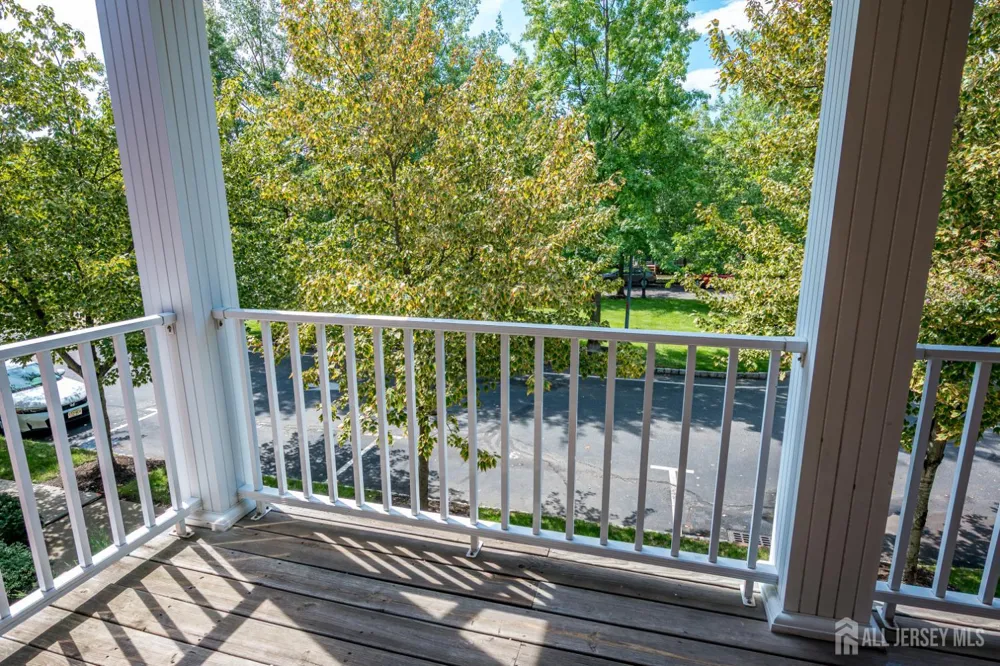 50 Central Square Park Metuchen, NJ 08840