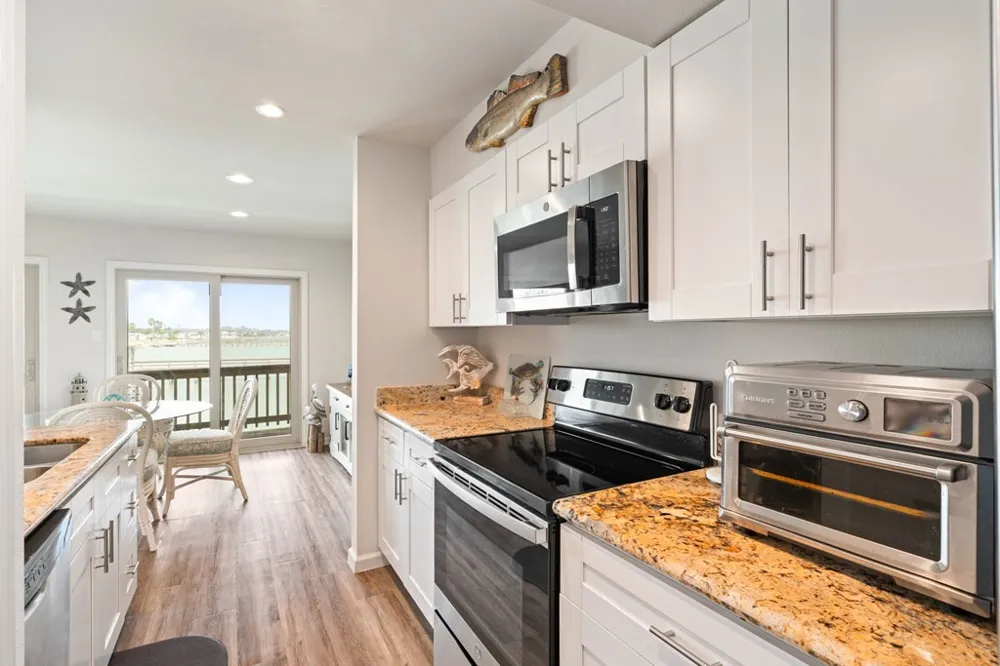 620 S Fulton Beach Road #306 Rockport, TX 78382