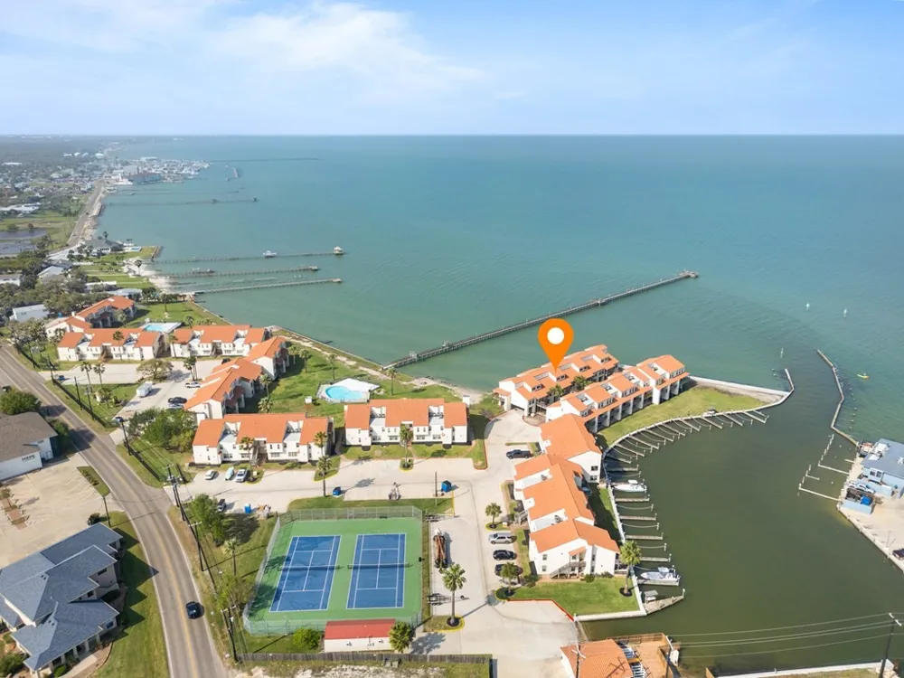 620 S Fulton Beach Road #306 Rockport, TX 78382