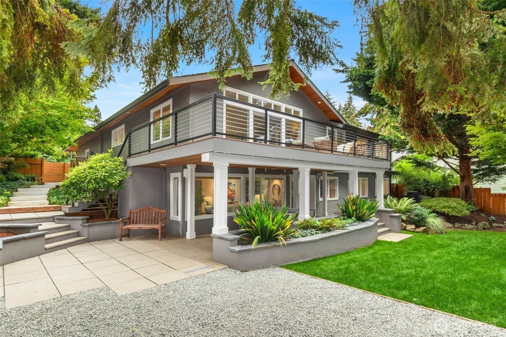 8636 SE 75th Place Mercer Island, WA 98040