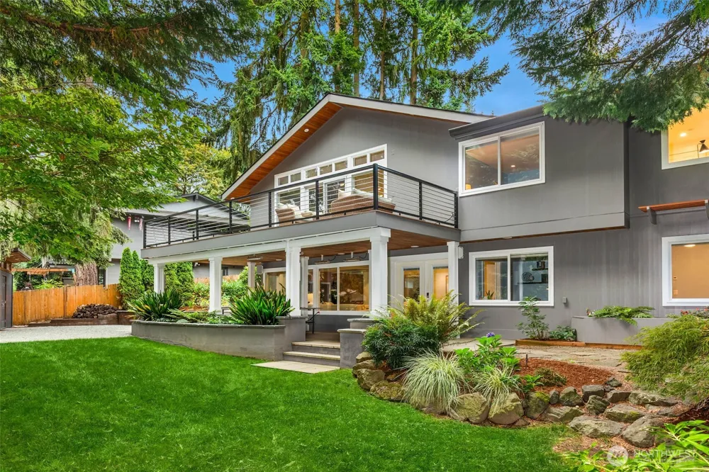 8636 SE 75th Place Mercer Island, WA 98040