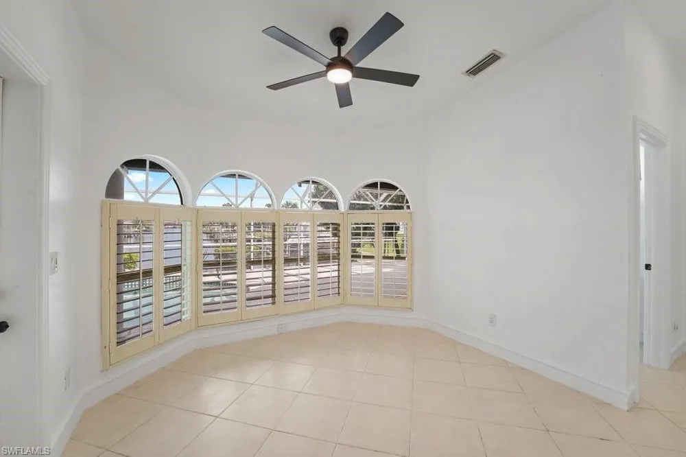 4725 SW 23rd Avenue Cape Coral, FL 33914