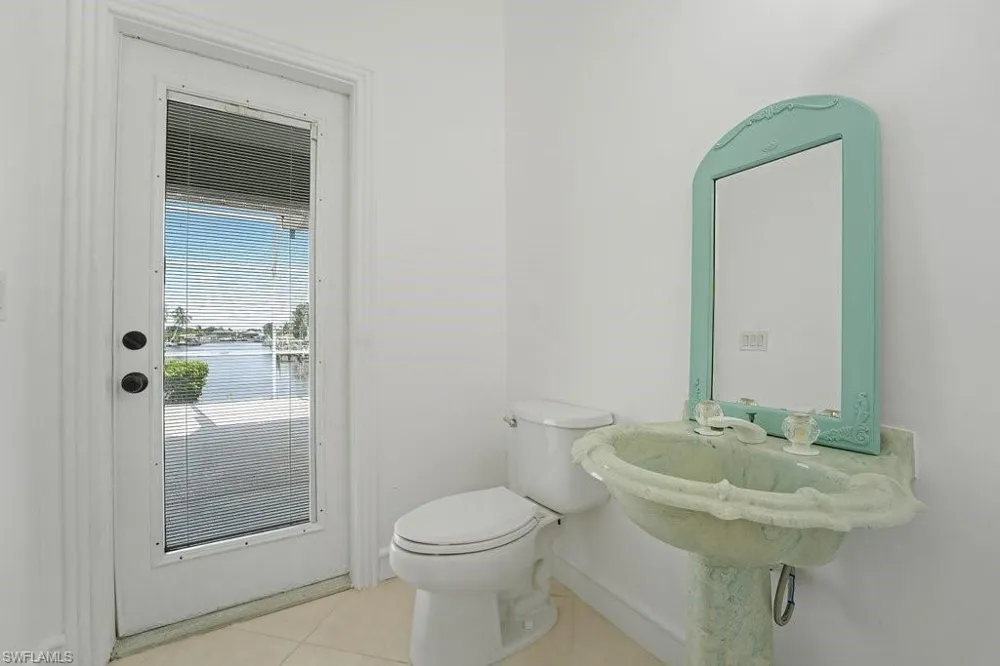 4725 SW 23rd Avenue Cape Coral, FL 33914
