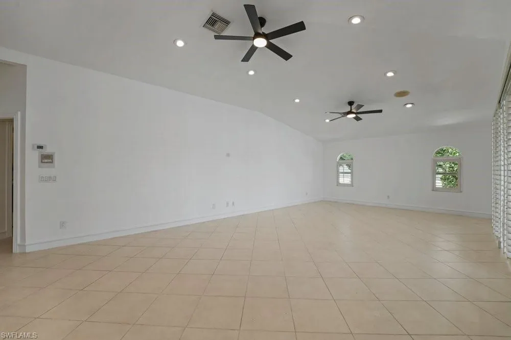 4725 SW 23rd Avenue Cape Coral, FL 33914