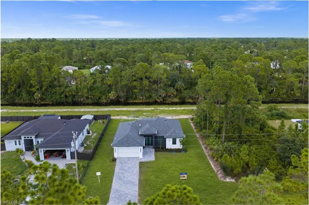 923 Bolivia Drive Lehigh Acres, FL 33974