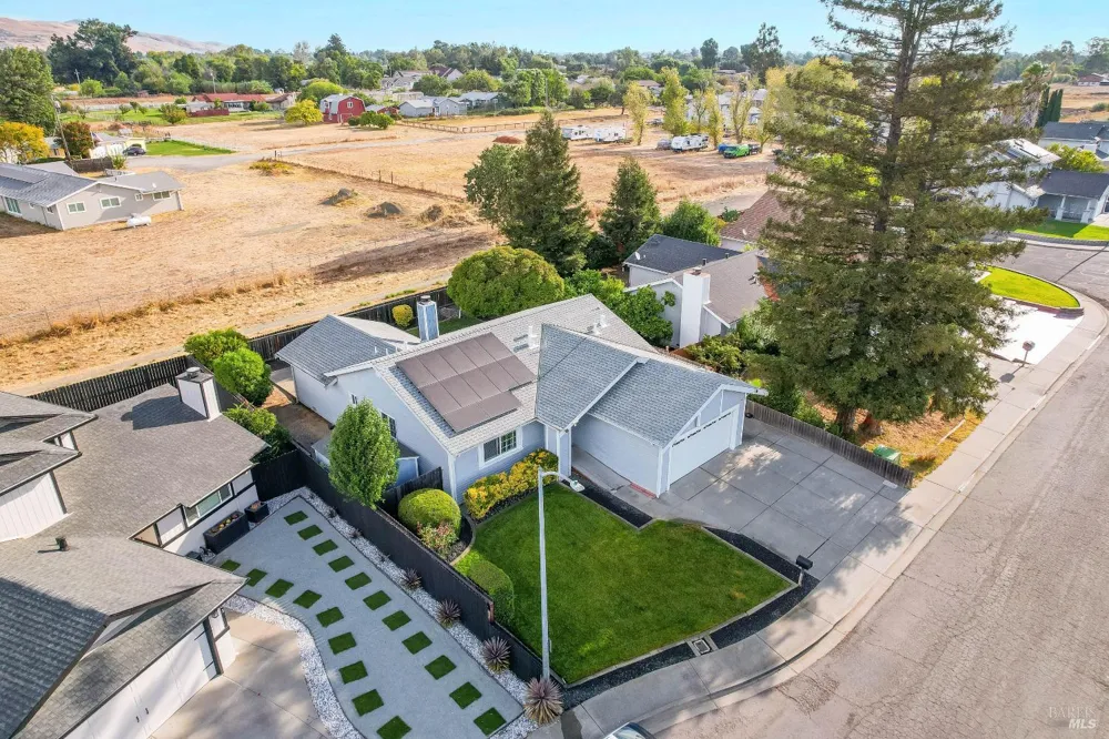 1005 Winters Way Suisun City, CA 94585