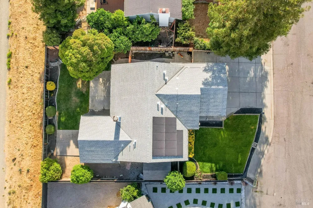 1005 Winters Way Suisun City, CA 94585