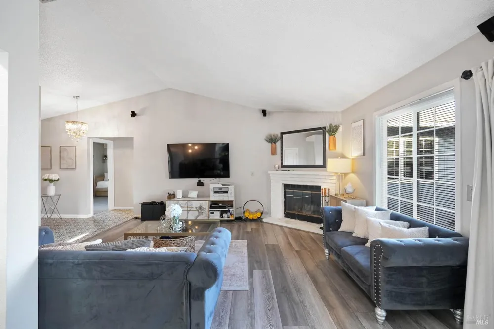 1005 Winters Way Suisun City, CA 94585