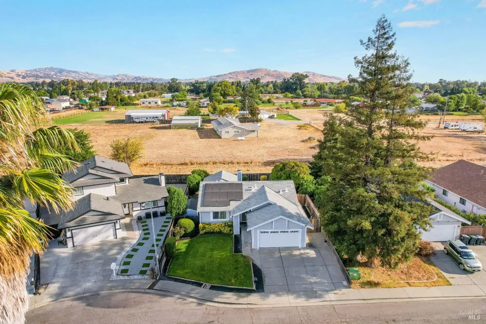 1005 Winters Way Suisun City, CA 94585